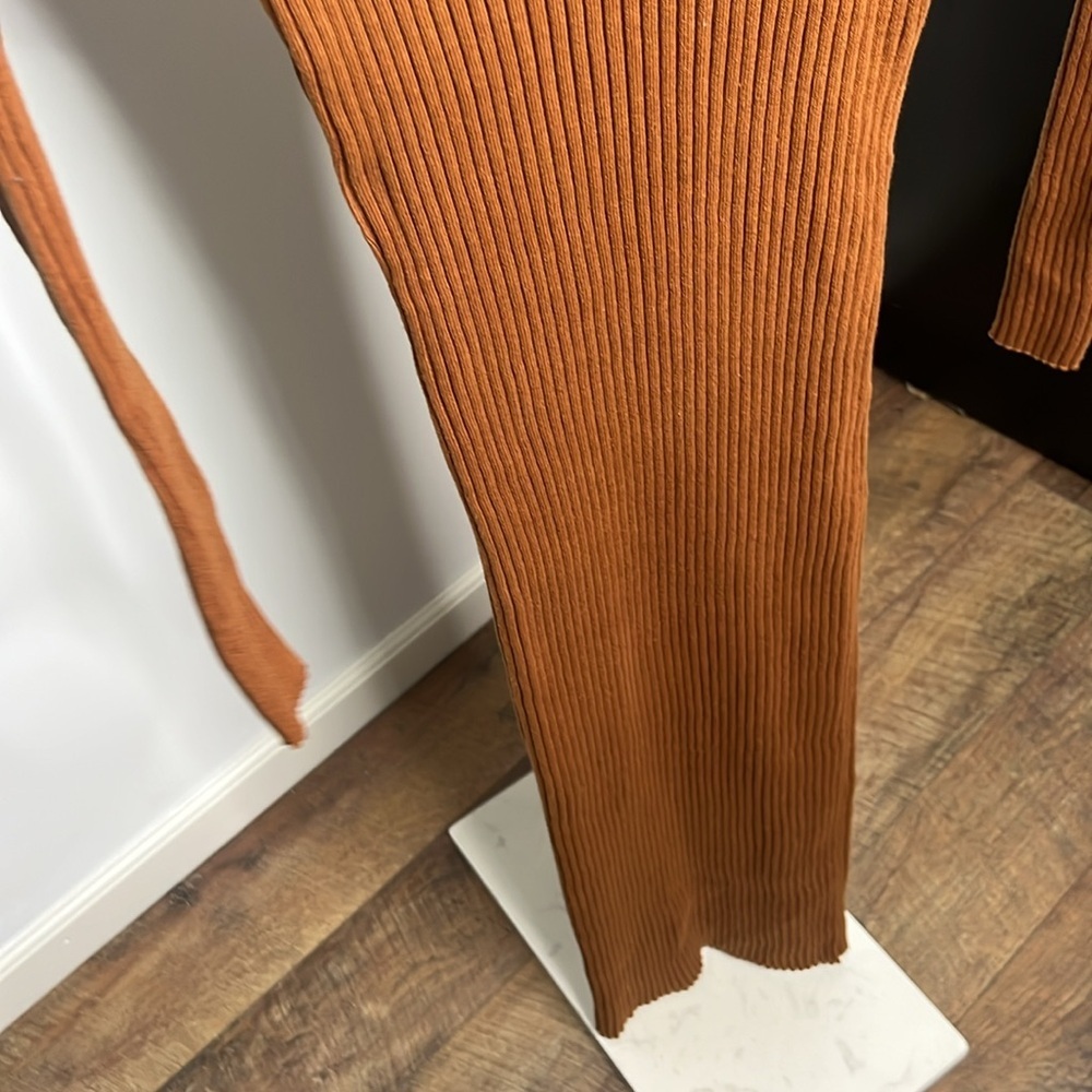 The normal brand Ava Ribbed Maxi Dress in Clay sweater dress - Picture 7 of 13